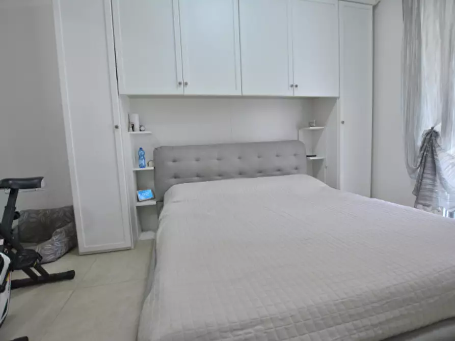 Immagine 25 di Villa in vendita  in Via Marano Equo 22c a Guidonia Montecelio