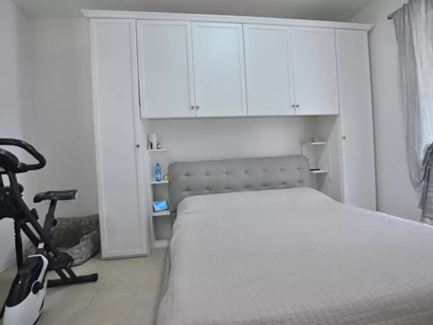 Immagine 26 di Villa in vendita  in Via Marano Equo 22c a Guidonia Montecelio