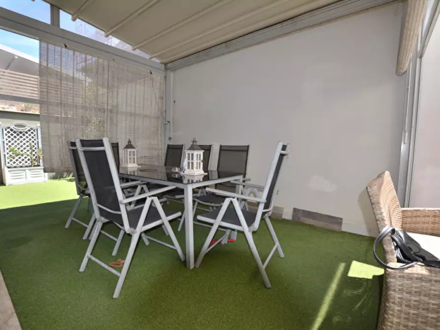 Immagine 40 di Villa in vendita  in Via Marano Equo 22c a Guidonia Montecelio