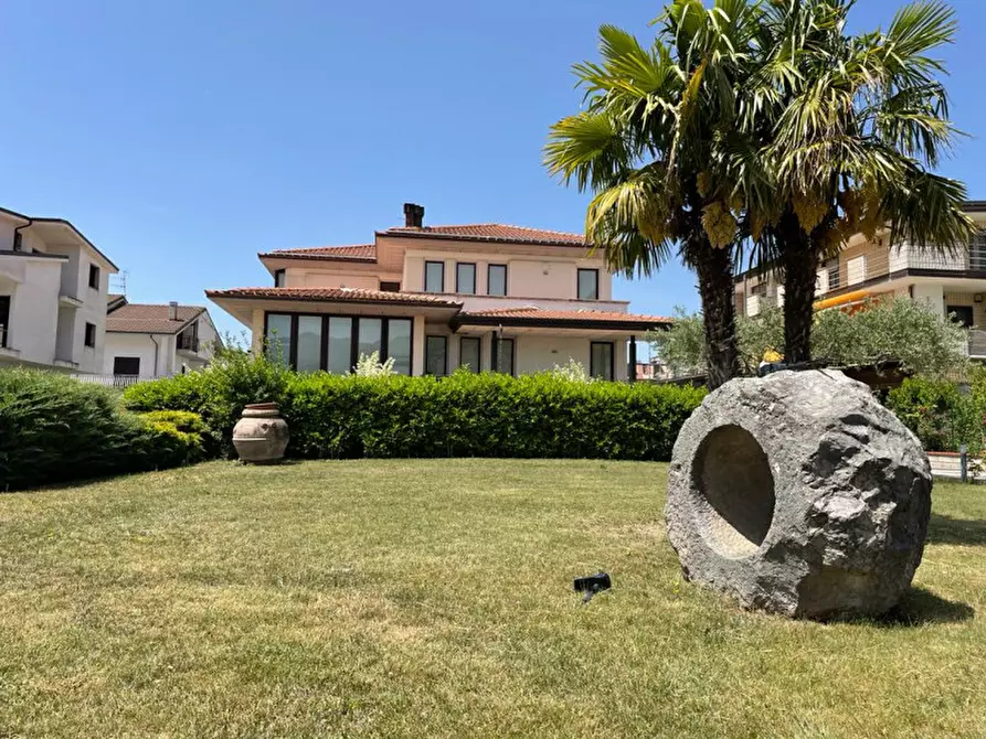 Immagine 2 di Villetta a schiera in vendita  in Via Paolo Borsellino Marsicovetere n.10 a Marsicovetere