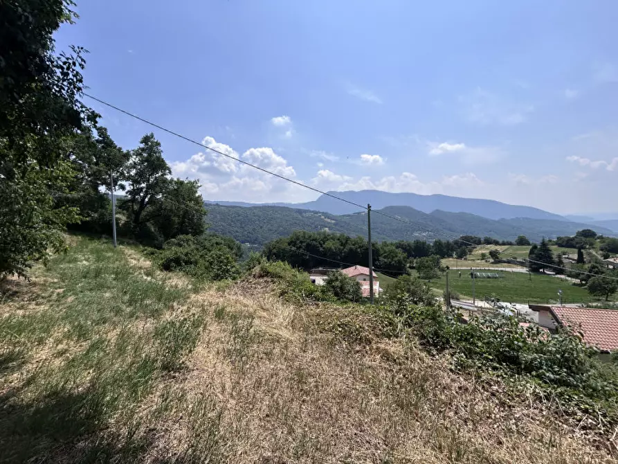 Immagine 6 di Terreno in vendita  a Caprino Veronese