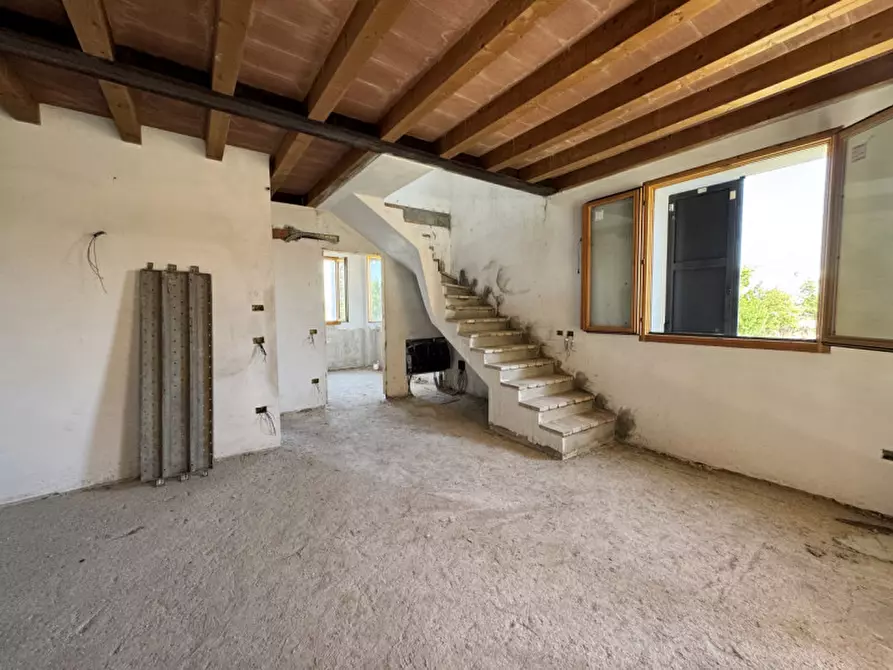 Immagine 2 di Appartamento in vendita  in Strada Ugozzolo a Parma