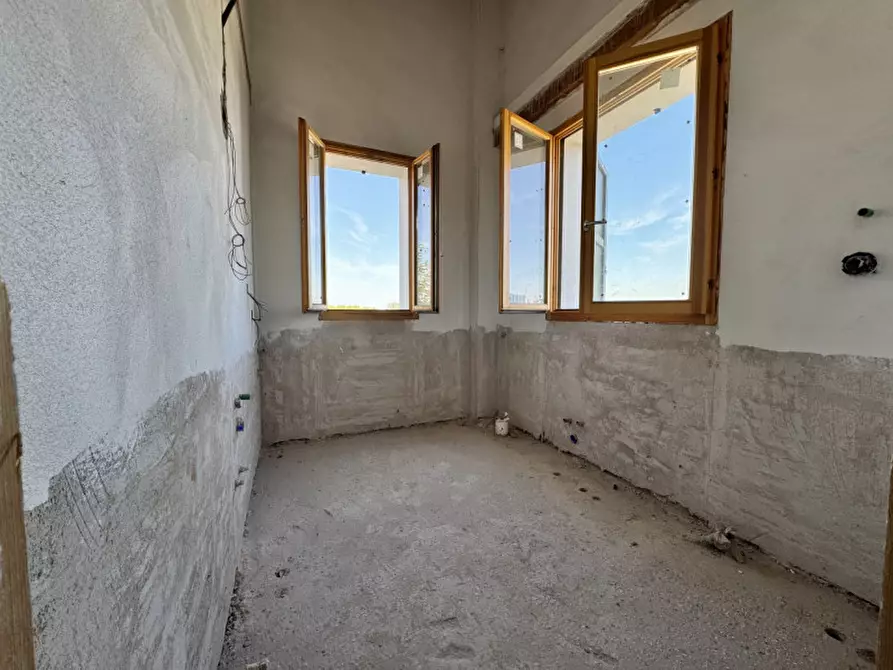 Immagine 6 di Appartamento in vendita  in Strada Ugozzolo a Parma