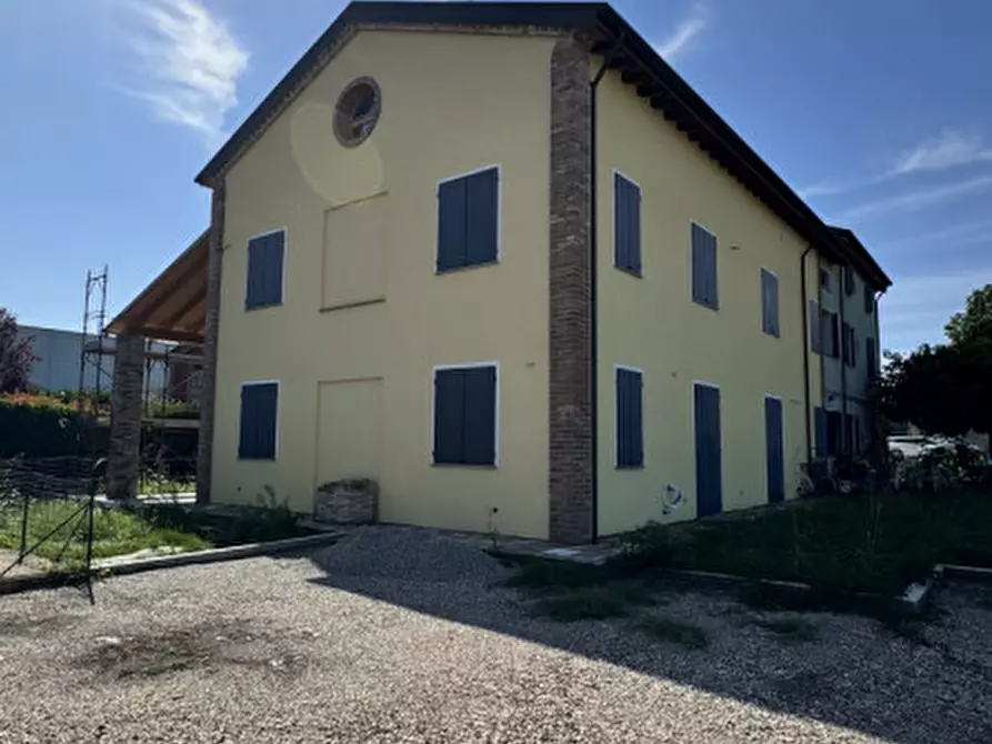 Immagine 19 di Appartamento in vendita  in Strada Ugozzolo a Parma