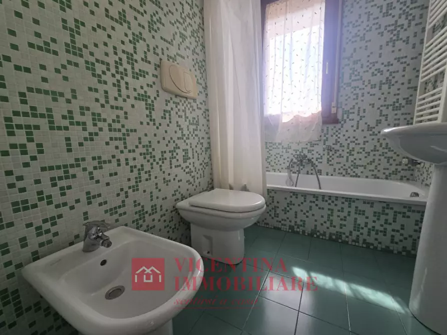 Immagine 16 di Appartamento in vendita  in strada di Polegge a Vicenza