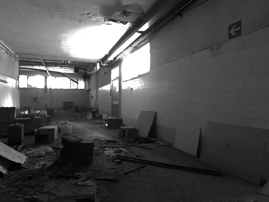 Immagine 5 di Capannone industriale in vendita  in Via Ruggiero Grieco a Gambassi Terme