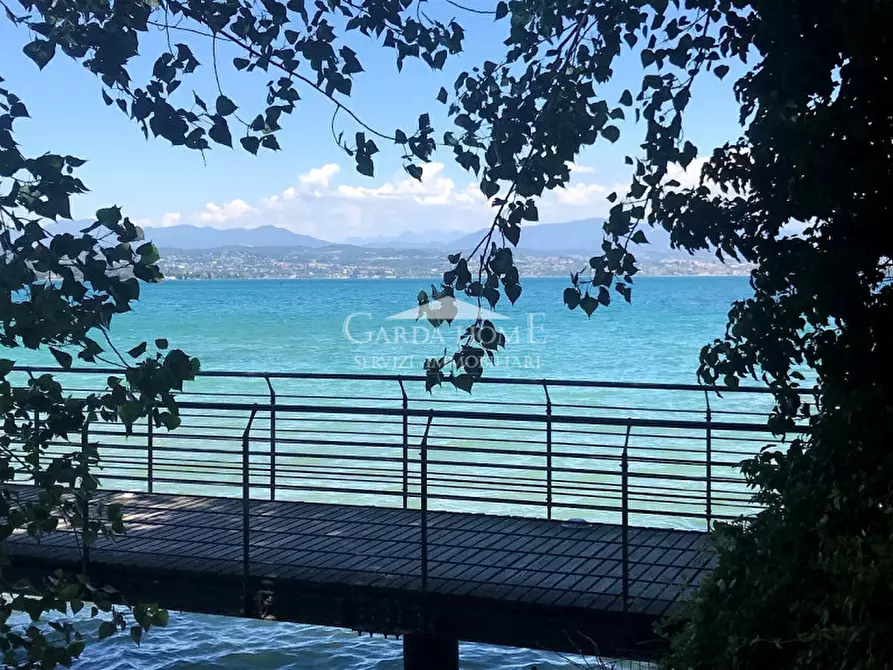 Immagine 12 di Appartamento in vendita  in Via Pisacane a Desenzano Del Garda