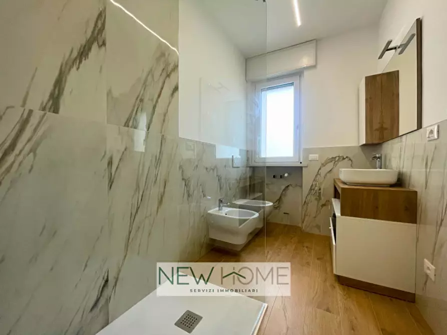 Immagine 6 di Camera in affitto  in Via Bartolomeo Giuliari 4 a Verona