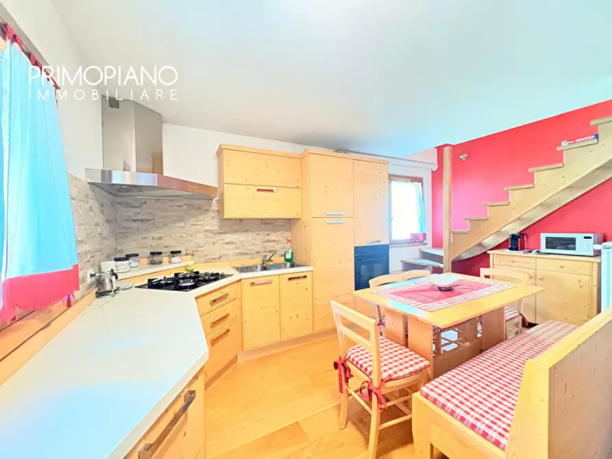 Immagine 3 di Appartamento in vendita  in Via Guglielmo Marconi a Ossana