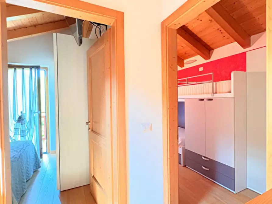 Immagine 23 di Appartamento in vendita  in Via Guglielmo Marconi a Ossana