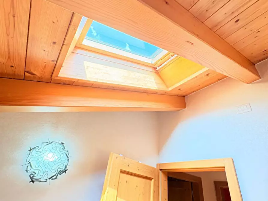 Immagine 27 di Appartamento in vendita  in Via Guglielmo Marconi a Ossana