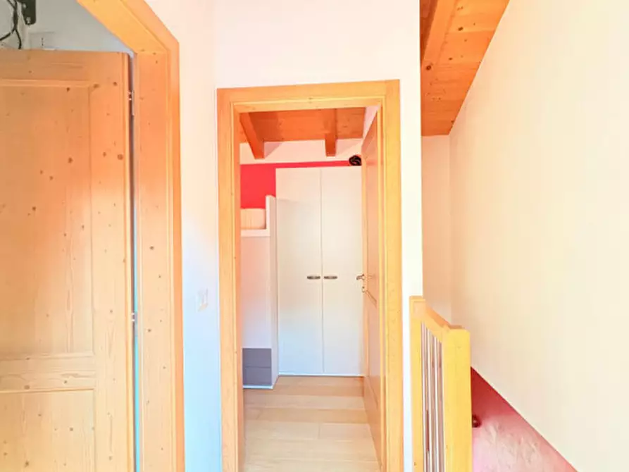 Immagine 28 di Appartamento in vendita  in Via Guglielmo Marconi a Ossana