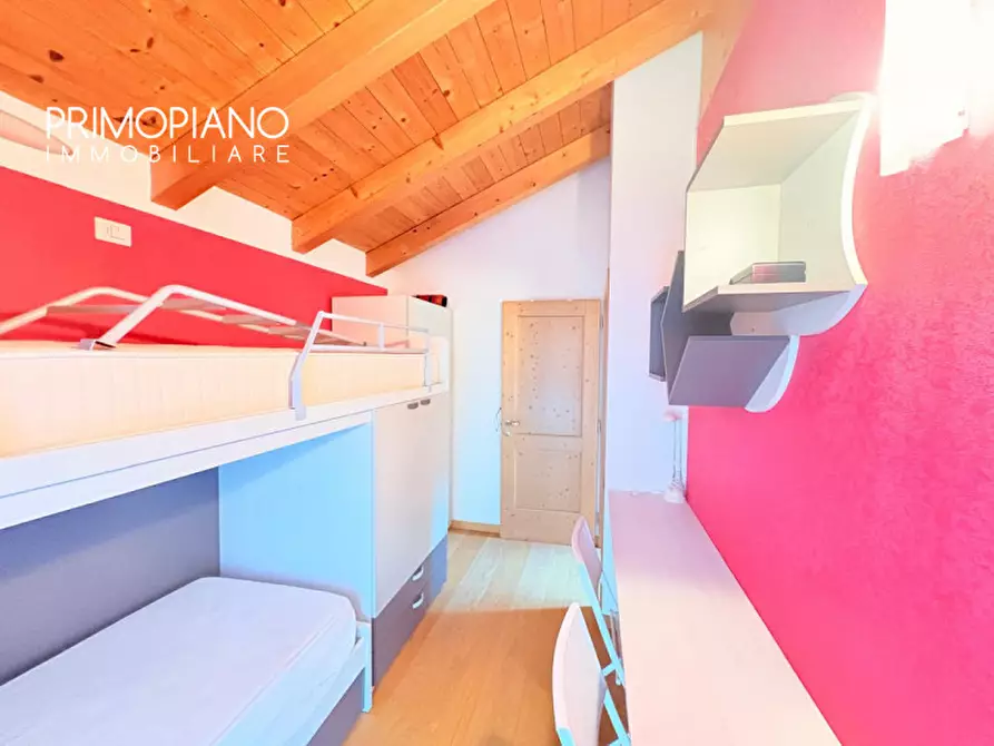 Immagine 30 di Appartamento in vendita  in Via Guglielmo Marconi a Ossana