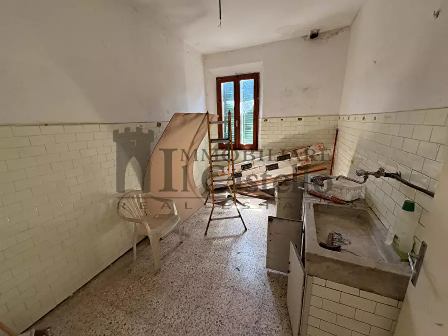 Immagine 2 di Casa indipendente in vendita  in via fonti vecchie a Castiglione Del Lago