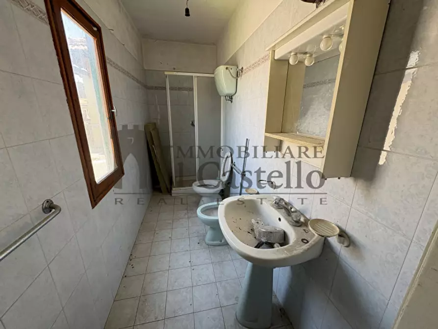 Immagine 7 di Casa indipendente in vendita  in via fonti vecchie a Castiglione Del Lago