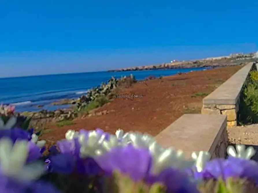 Immagine 28 di Casa indipendente in vendita  a Portopalo Di Capo Passero