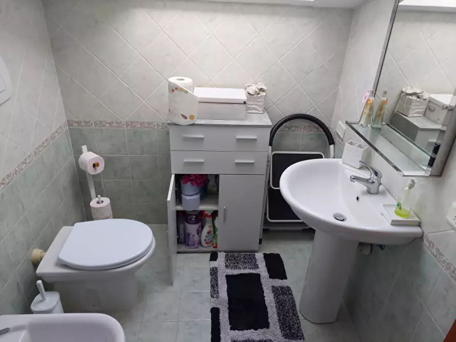 Immagine 9 di Appartamento in vendita  in Via Verdi 1 a Schio