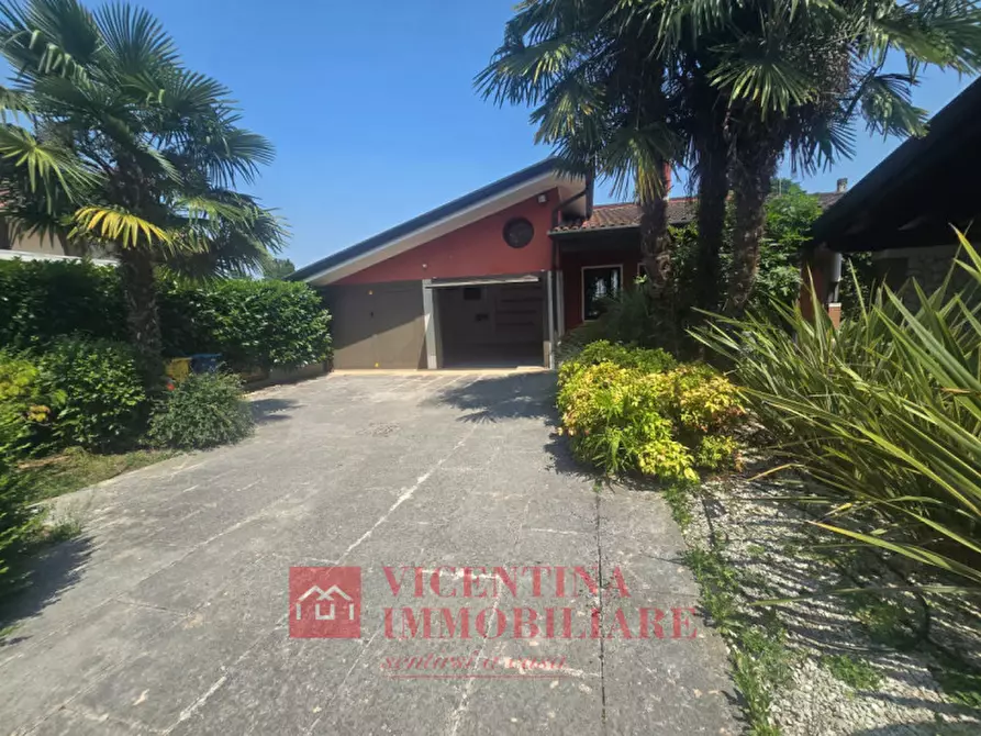 Immagine 2 di Villa in vendita  in Via Trento e Trieste a Gazzo Padovano