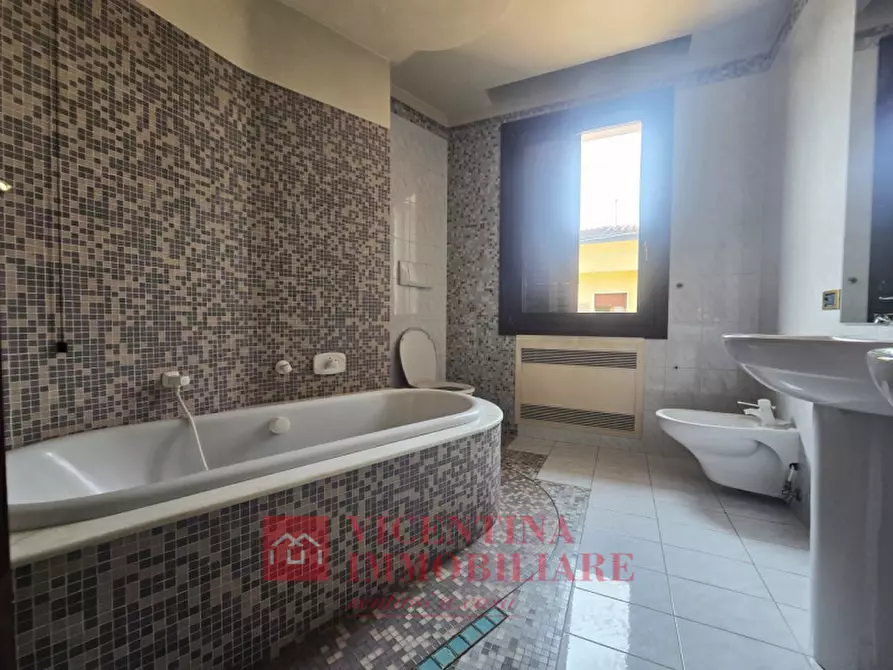 Immagine 18 di Villa in vendita  in Via Trento e Trieste a Gazzo Padovano