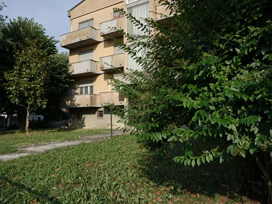 Immagine 3 di Appartamento in vendita  in Strada della Pace, 7 a Sorbolo Mezzani