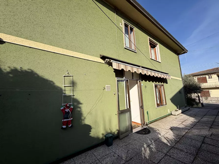 Immagine 2 di Casa bifamiliare in vendita  in Via Giovanni XXIII a Galzignano Terme
