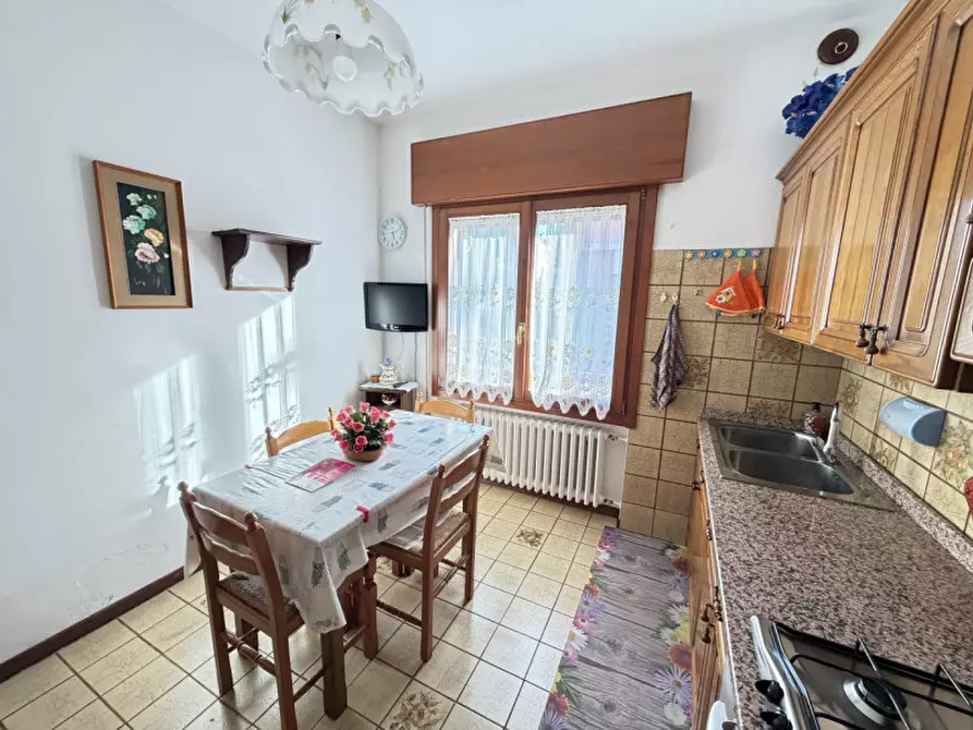 Immagine 14 di Casa bifamiliare in vendita  in Via Giovanni XXIII a Galzignano Terme