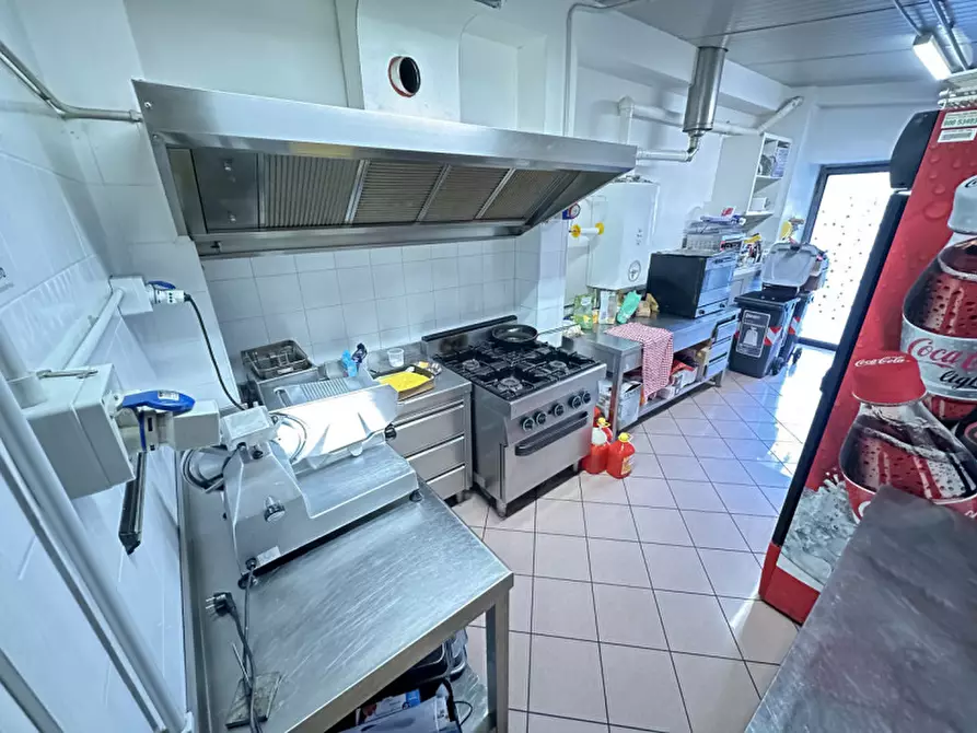 Immagine 7 di Attività commerciale in vendita  a Cervia
