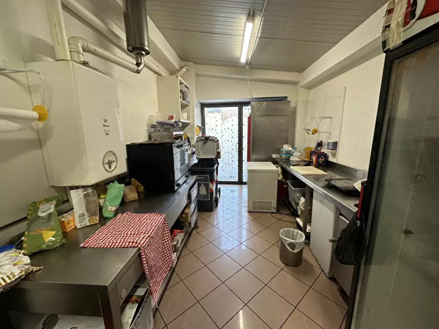 Immagine 9 di Attività commerciale in vendita  a Cervia