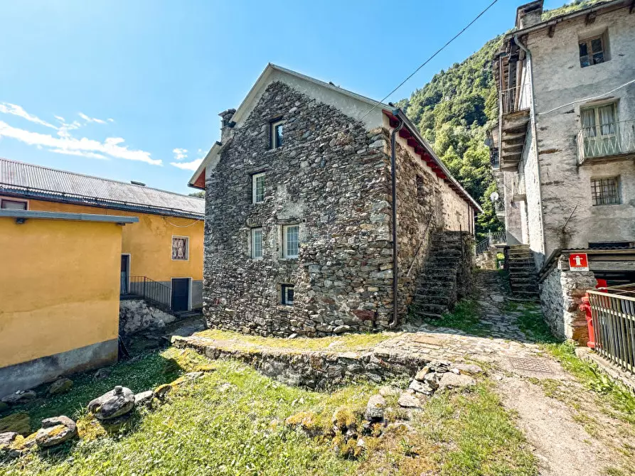 Immagine 2 di Appartamento in vendita  in Frazione Santa Maria 1 a Fobello