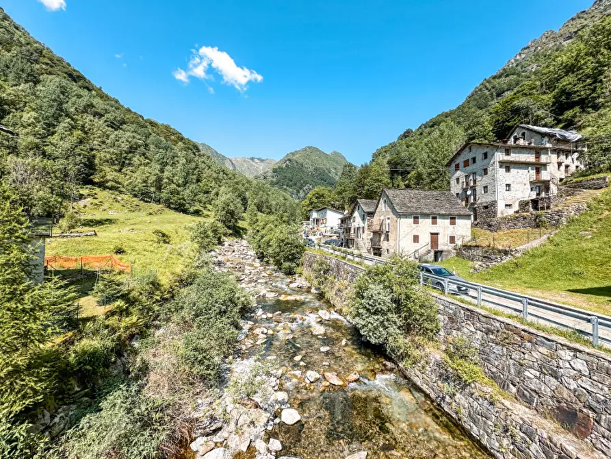 Immagine 3 di Appartamento in vendita  in Frazione Santa Maria 1 a Fobello