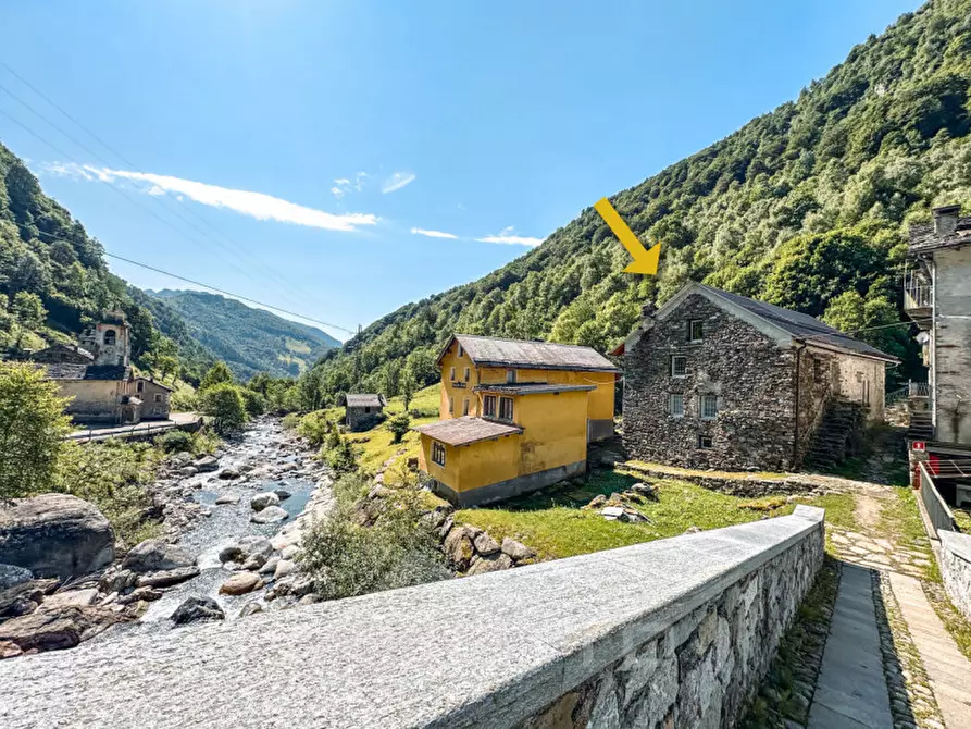 Immagine 10 di Appartamento in vendita  in Frazione Santa Maria 1 a Fobello