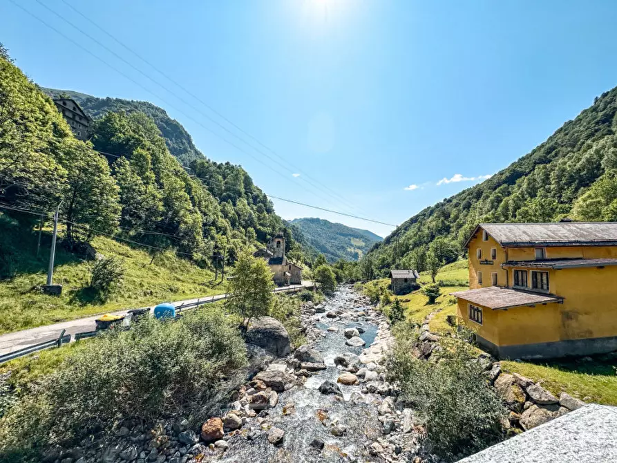 Immagine 13 di Appartamento in vendita  in Frazione Santa Maria 1 a Fobello