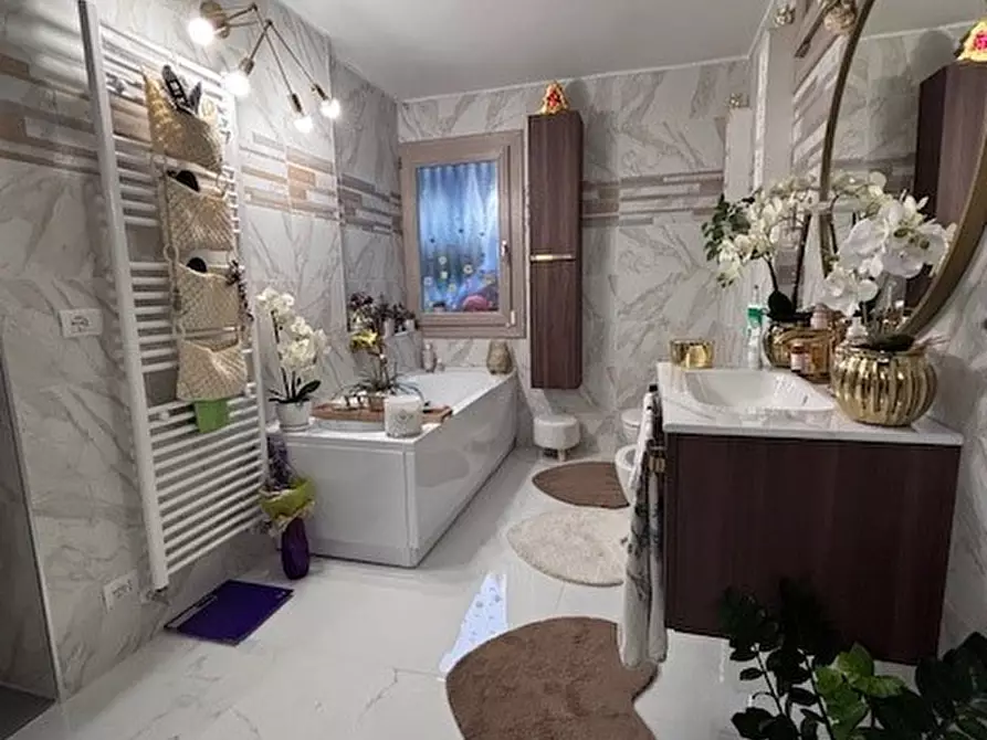 Immagine 23 di Casa indipendente in vendita  in Via Roma a Fosso'