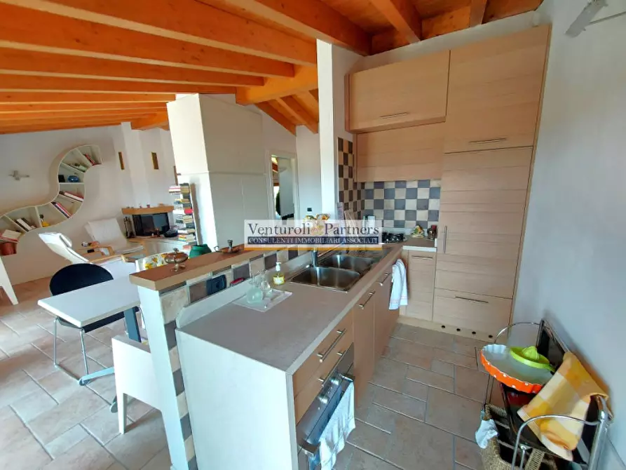 Immagine 7 di Appartamento in vendita  in tiziano a Toscolano-Maderno