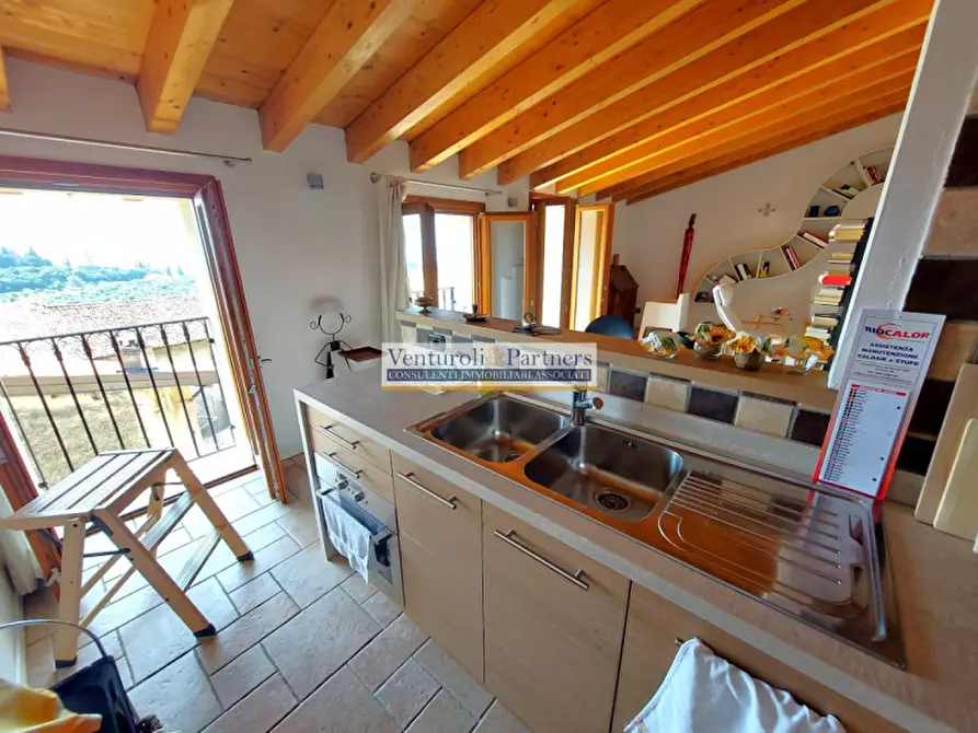 Immagine 9 di Appartamento in vendita  in tiziano a Toscolano-Maderno