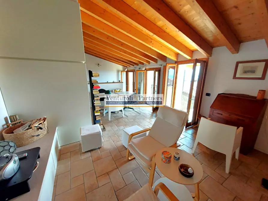 Immagine 10 di Appartamento in vendita  in tiziano a Toscolano-Maderno