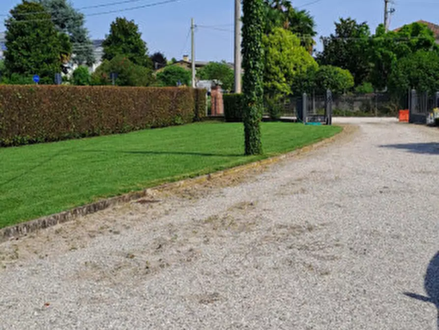 Immagine 4 di Villa in vendita  in Via Guglielmo Marconi a Piazzola Sul Brenta