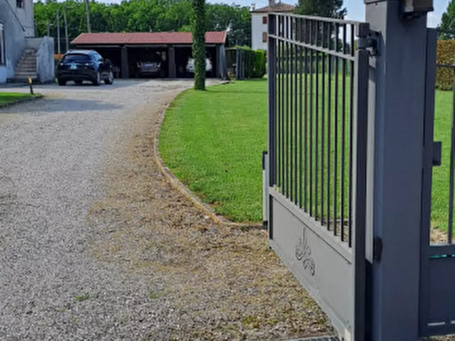 Immagine 31 di Villa in vendita  in Via Guglielmo Marconi a Piazzola Sul Brenta