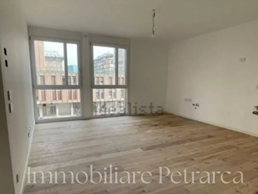 Immagine 2 di Appartamento in vendita  in Largo Europa a Padova