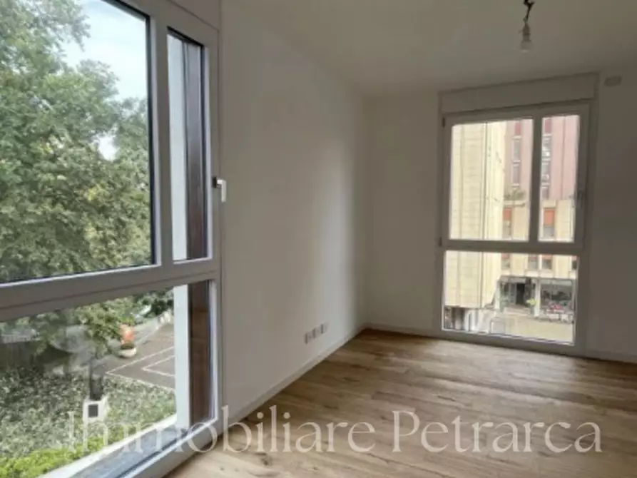 Immagine 4 di Appartamento in vendita  in Largo Europa a Padova