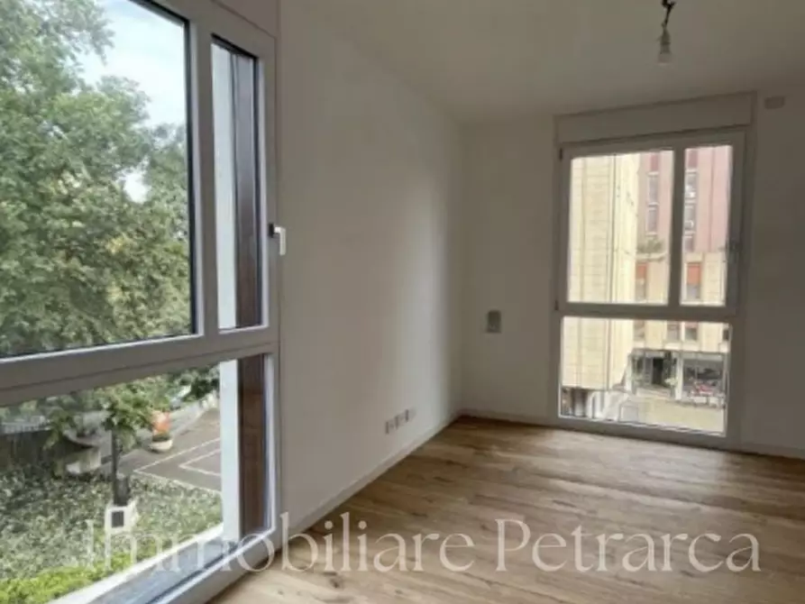 Immagine 5 di Appartamento in vendita  in Largo Europa a Padova