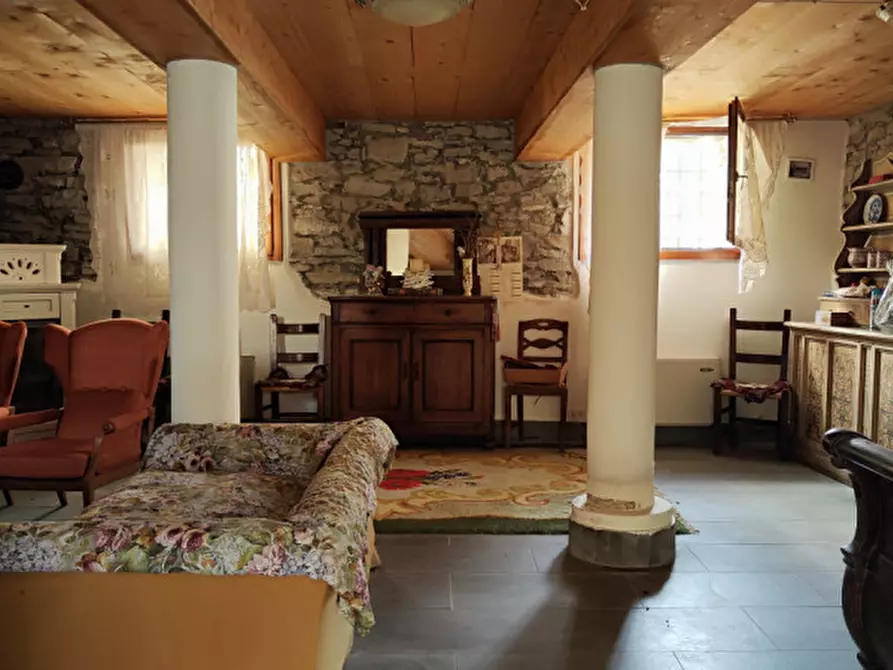 Immagine 12 di Villetta a schiera in vendita  in strada pagazzano a Berceto