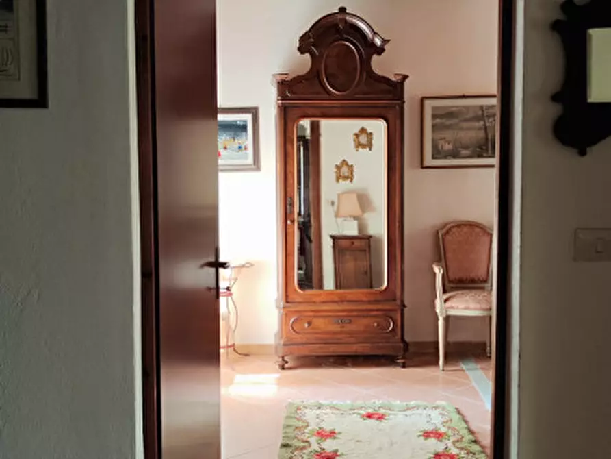 Immagine 17 di Villetta a schiera in vendita  in strada pagazzano a Berceto