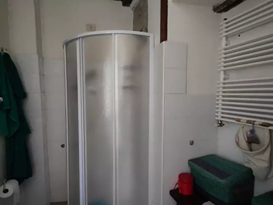 Immagine 29 di Villetta a schiera in vendita  in strada pagazzano a Berceto