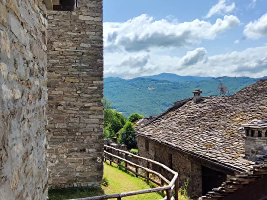 Immagine 39 di Villetta a schiera in vendita  in strada pagazzano a Berceto