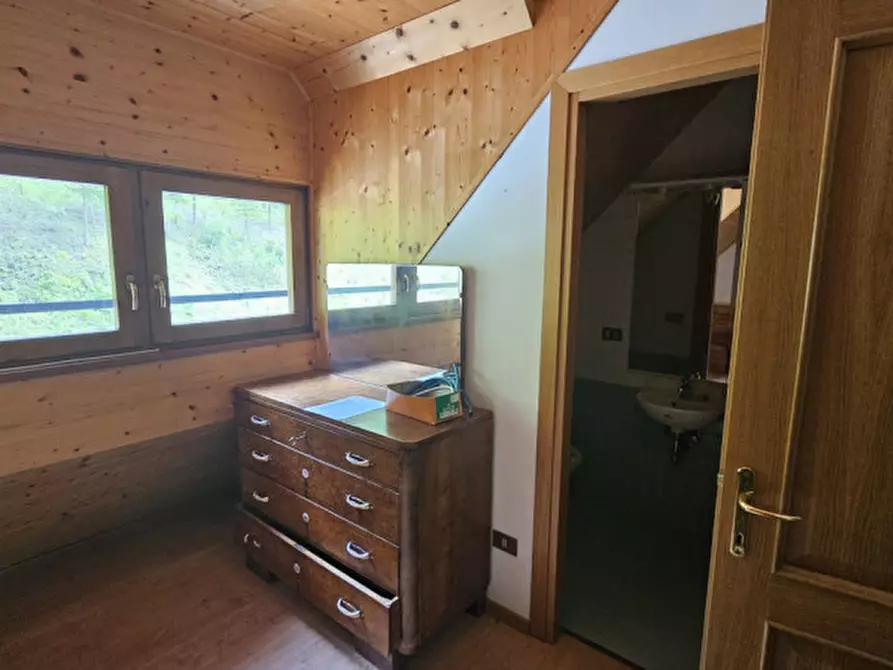 Immagine 37 di Casa indipendente in vendita  in Via Rifugio Marinelli a Forni Avoltri