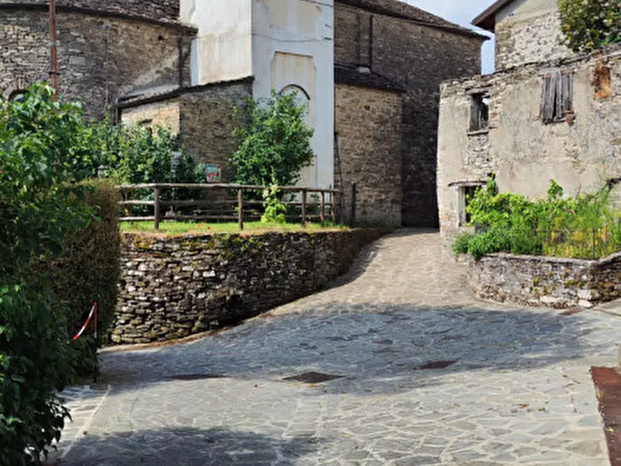 Immagine 48 di Villetta a schiera in vendita  in strada Pagazzano a Berceto