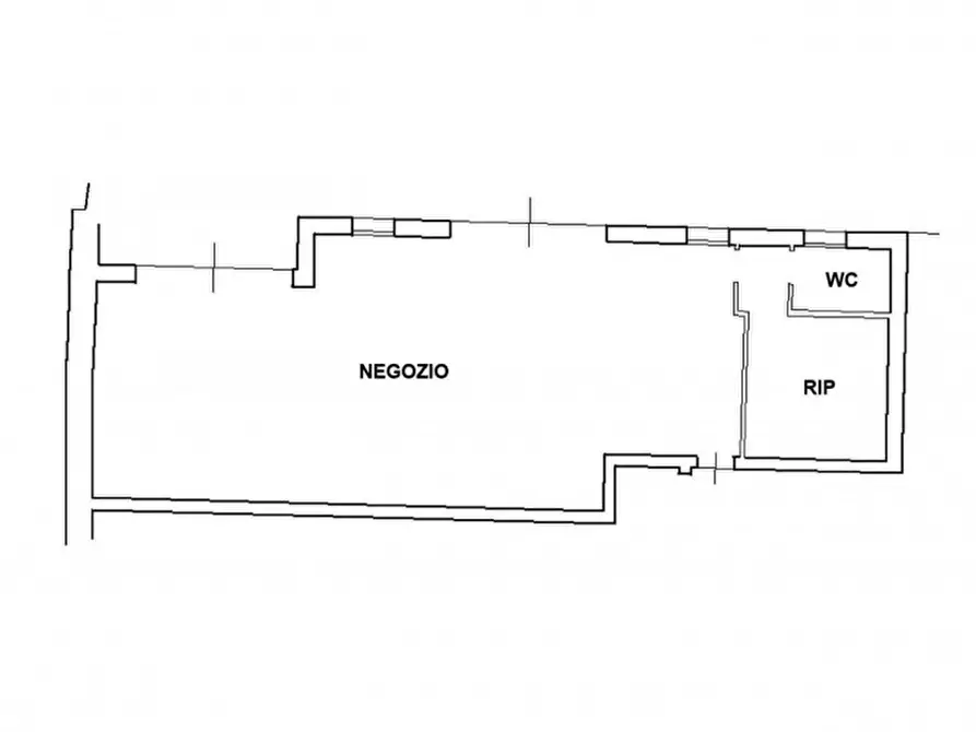 Immagine 11 di Negozio in vendita  in Piazzale Mariano Rumor, 36072 Chiampo VI, Italia a Chiampo