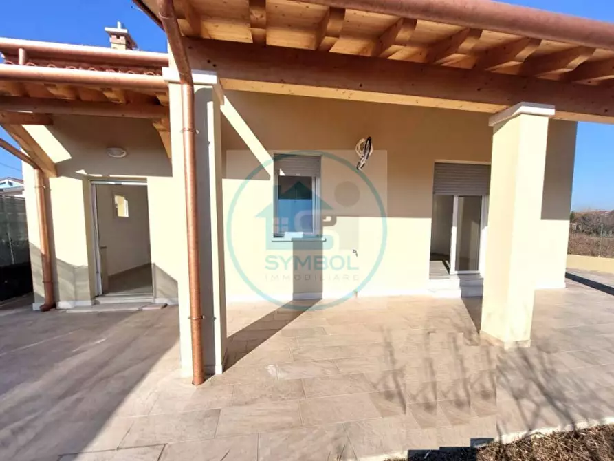 Immagine 3 di Casa indipendente in vendita  in Via Maria Montessori a Mira