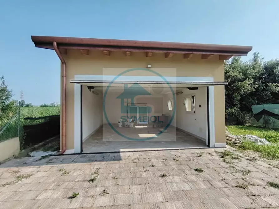 Immagine 20 di Casa indipendente in vendita  in Via Maria Montessori a Mira